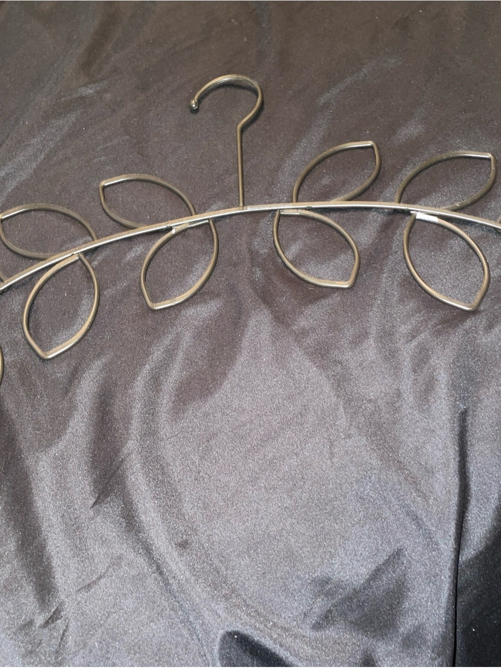 Umbra Leaf Multi-Loop Scarf & Wrap Hanger in Bronze